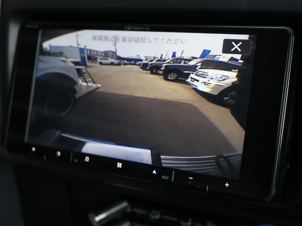 バックカメラも付いております！大きな車体には必須！