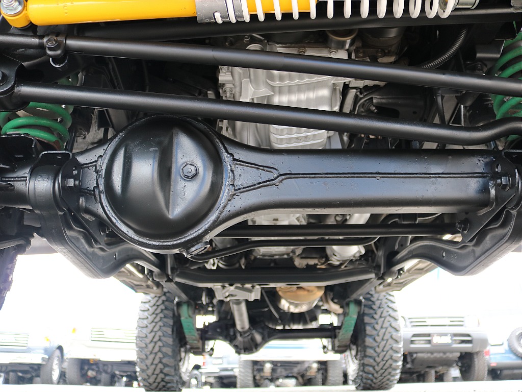 下廻り。 防錆塗装も実施しております。