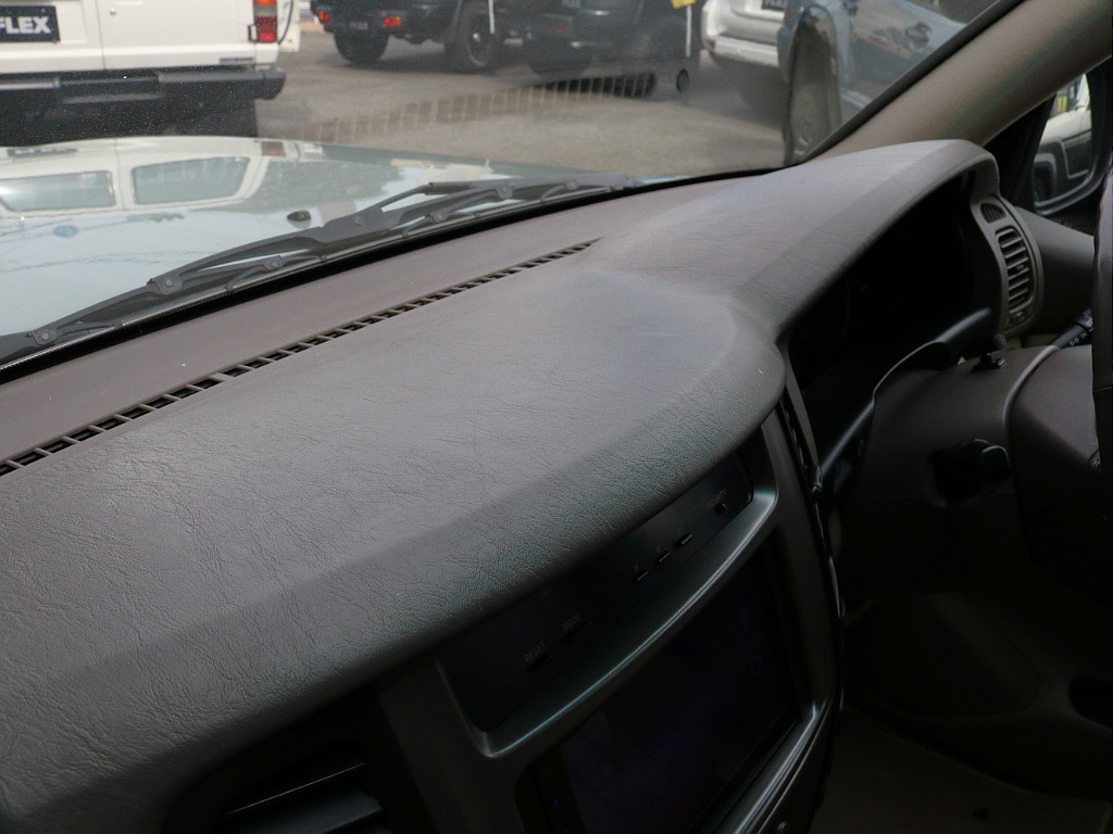 経年劣化によるやつれがございません。