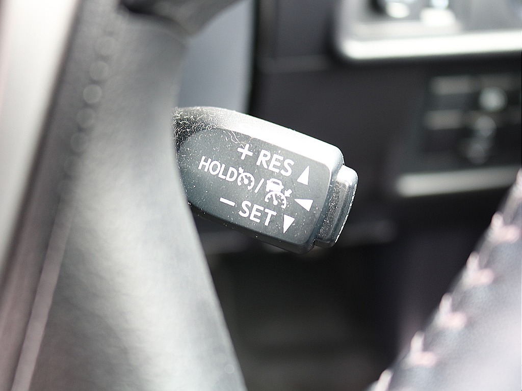 クルーズコントロール付き。