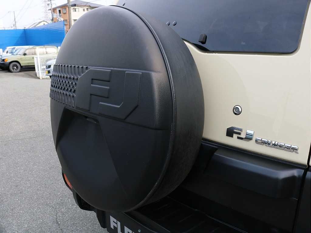 オシャレな背面カバーです。