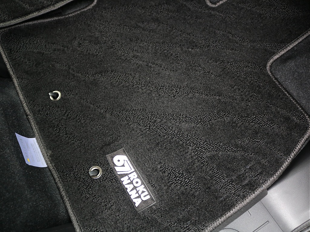 オリジナルフロアマット。