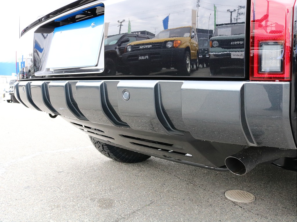 リアバンパー。