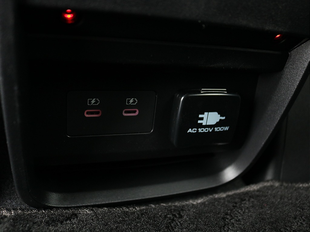 ２列目の方も快適に。