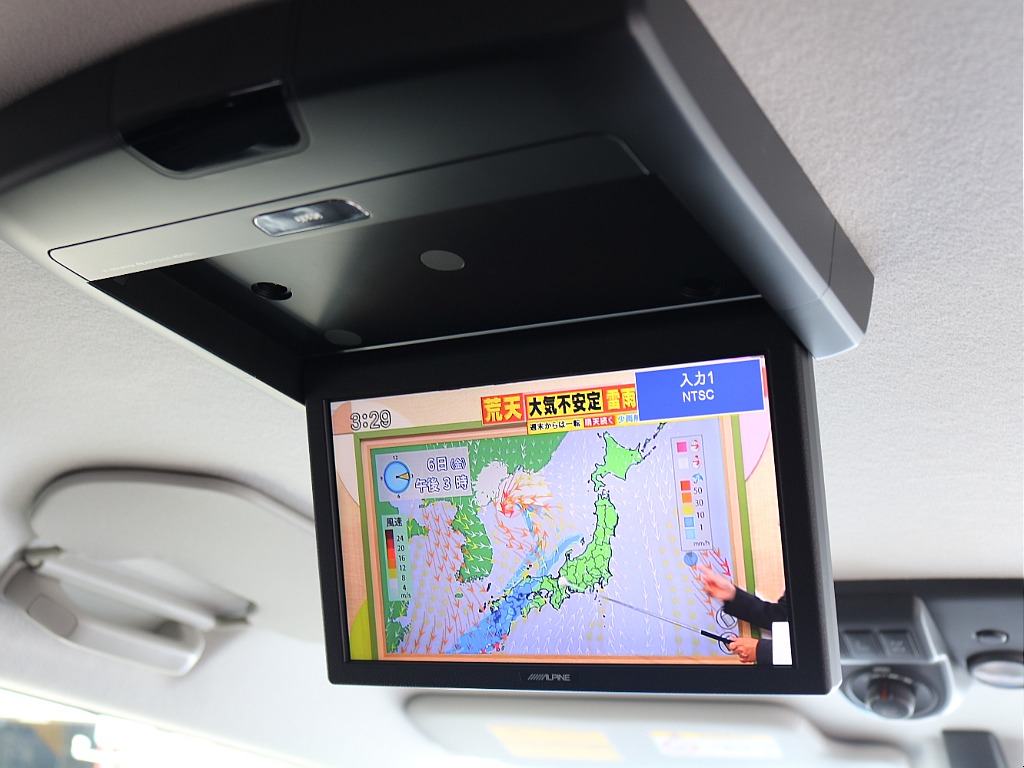 ALPINE製フリップダウンモニター