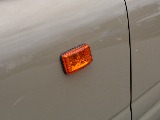 オレンジサイドマーカー装着済み。