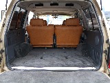 荷室も広いのでたくさんのお荷物を積むことが可能です。