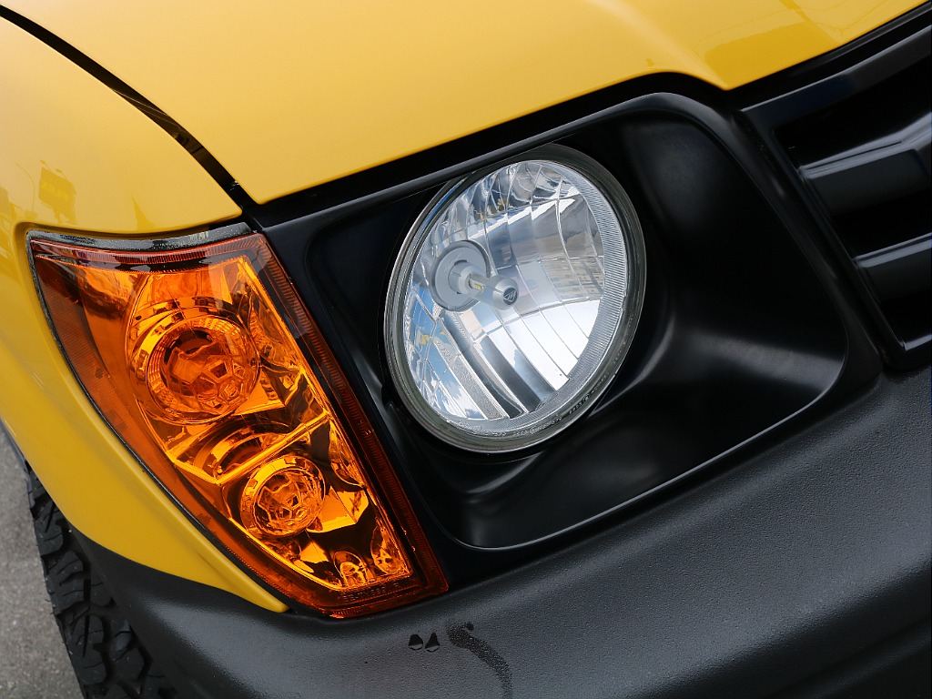 オレンジコーナーレンズと可愛い丸目ハロゲンヘッドライト装着積みです！