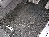 新品ブラックフロアマット。