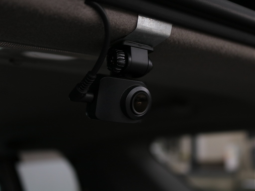 後ろ側ドライブレコーダーです。 万が一の為に必須です！！