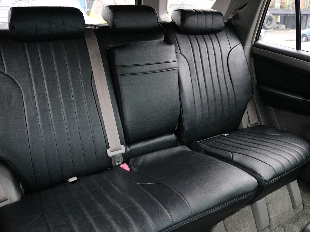 ２列目もゆったりと使用できます。