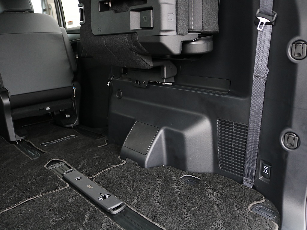 ラゲッジパネル。