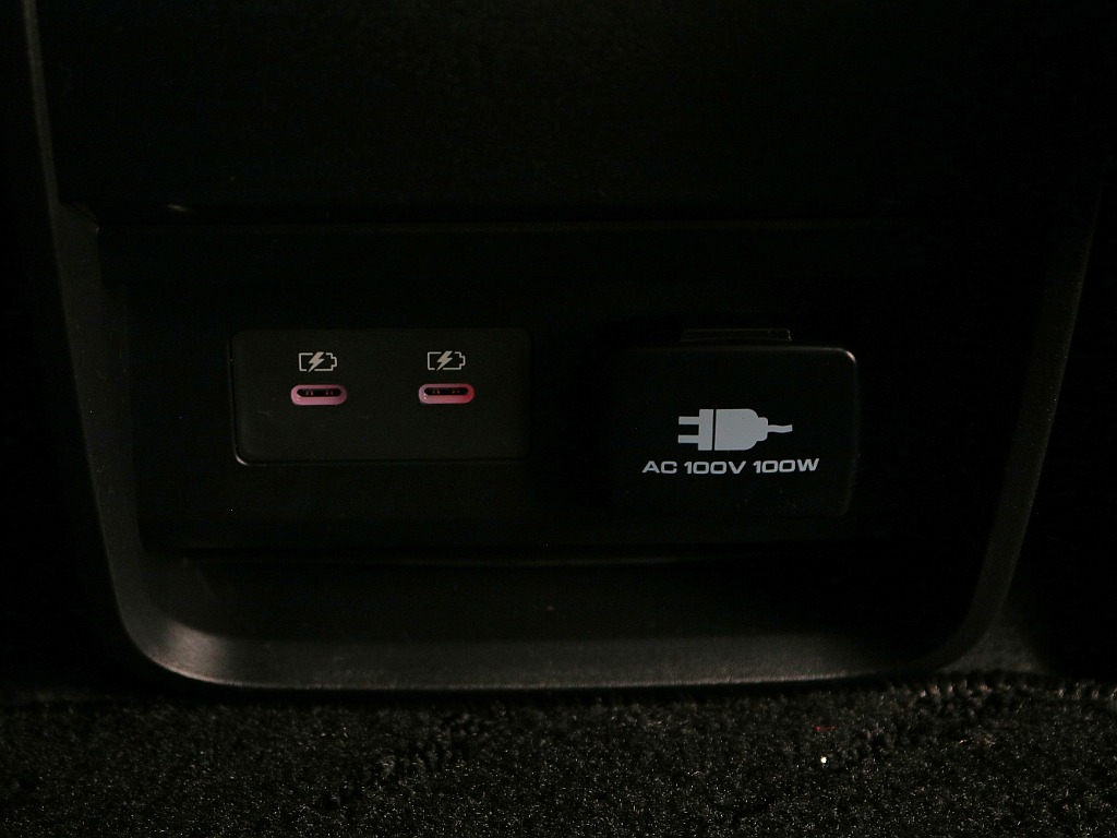 2列目の方も快適。