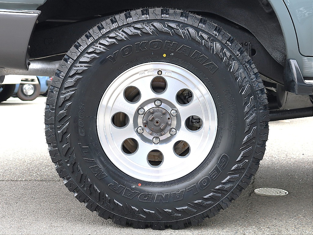 ジムライン16インチAW×YOKOHAMAジオランダーMTタイヤ