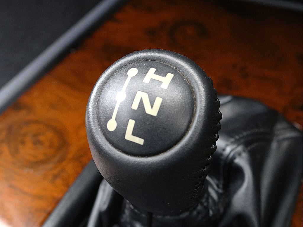 トランスファーレバー