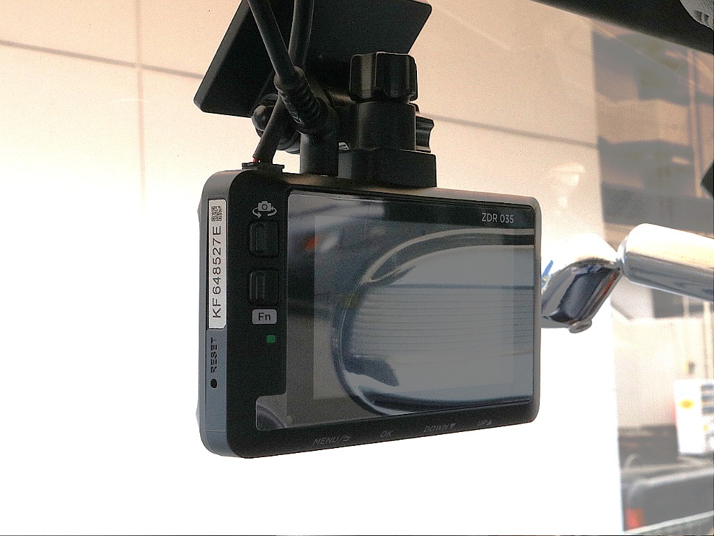 コムテック前後ドライブレコーダー装着済み！