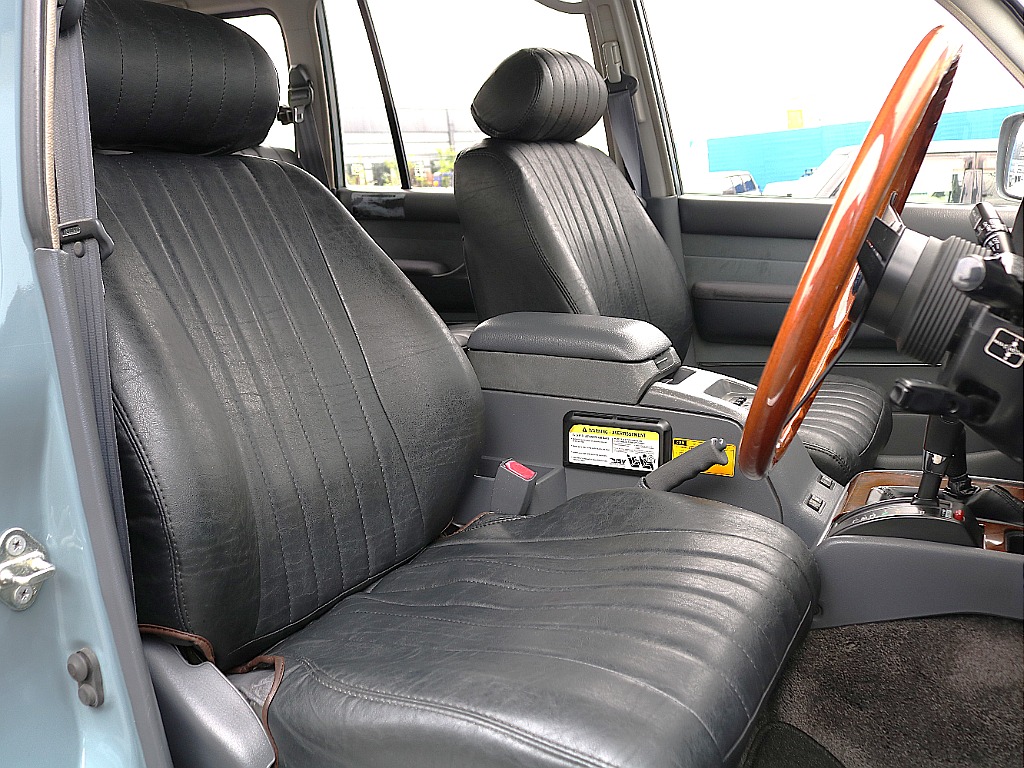 クラシックブラックシートカバー。