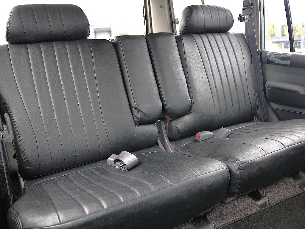 2列目は折りたたむ事が可能です。