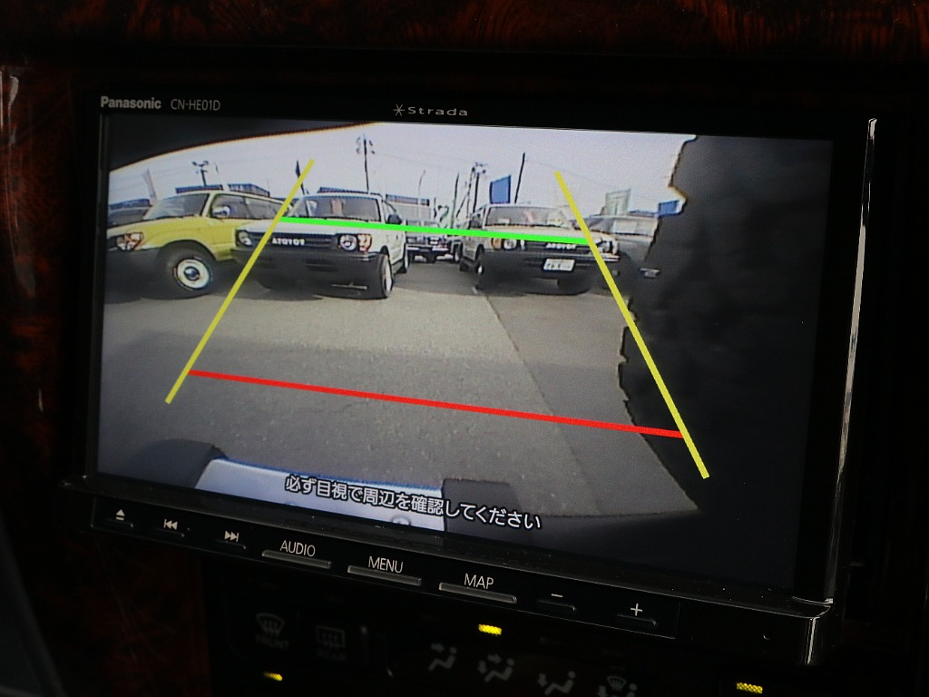 バックカメラ搭載済み。