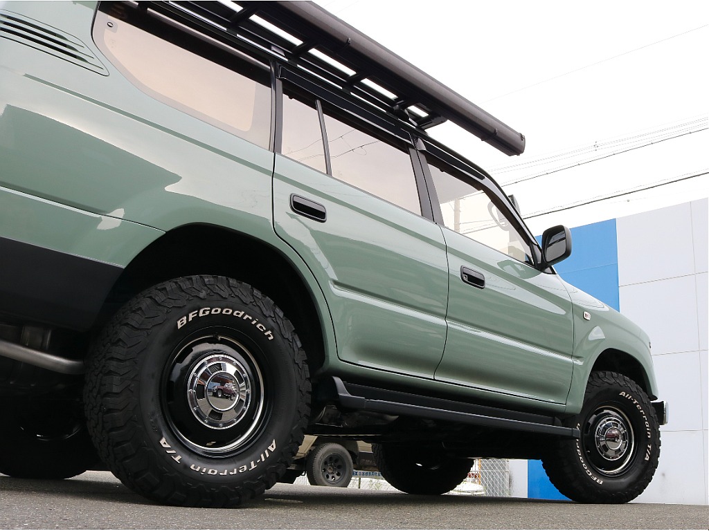 下からのアングルです。