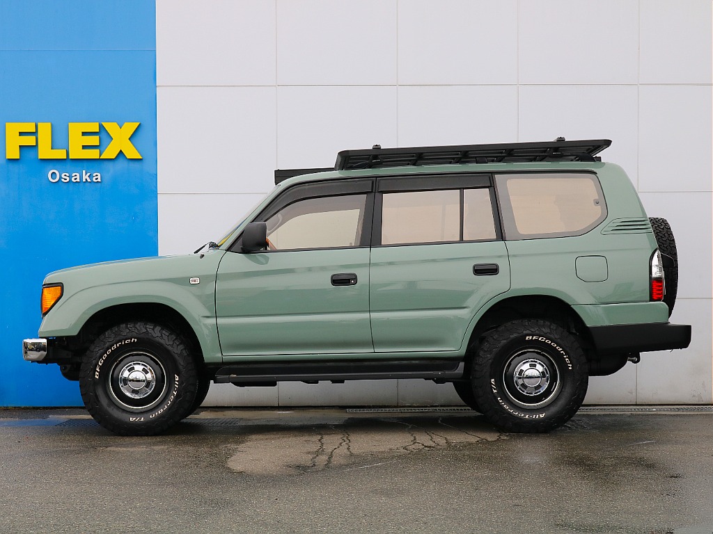 街中で映える一台です。