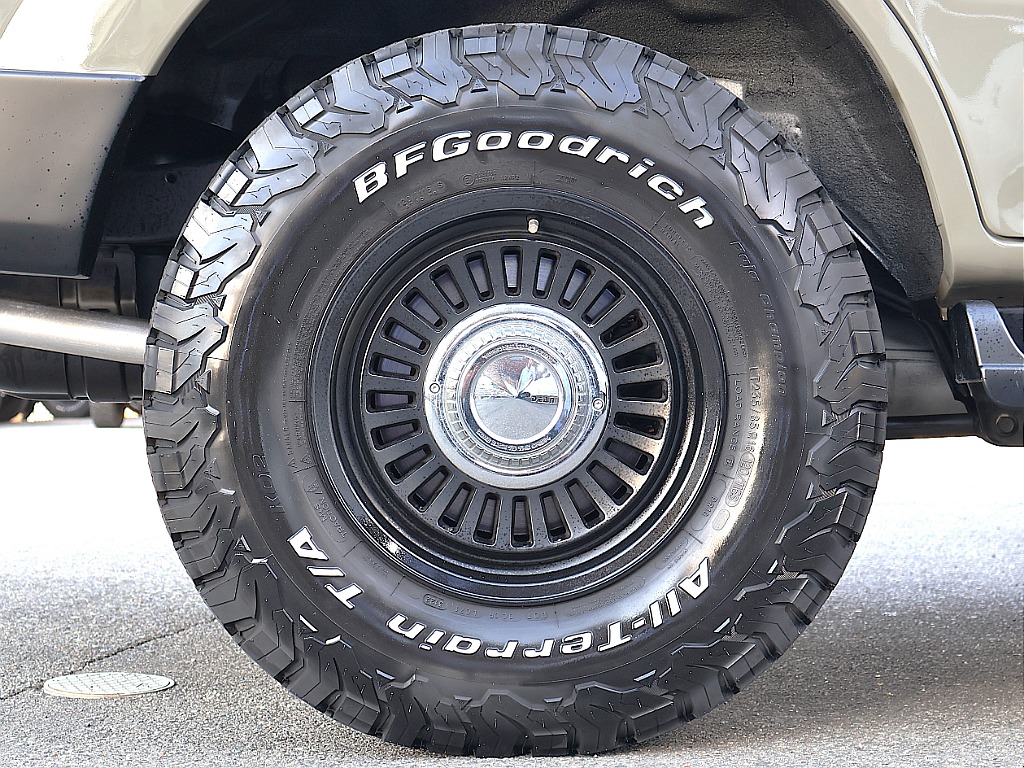 新品BFGoodrichATタイヤ＆DEANカリフォルニアAW！