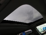 サンルーフ付き。