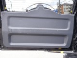 バックドア内張。