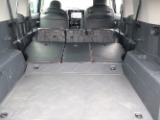 2列目を倒すとより多くのお荷物積載可能です。