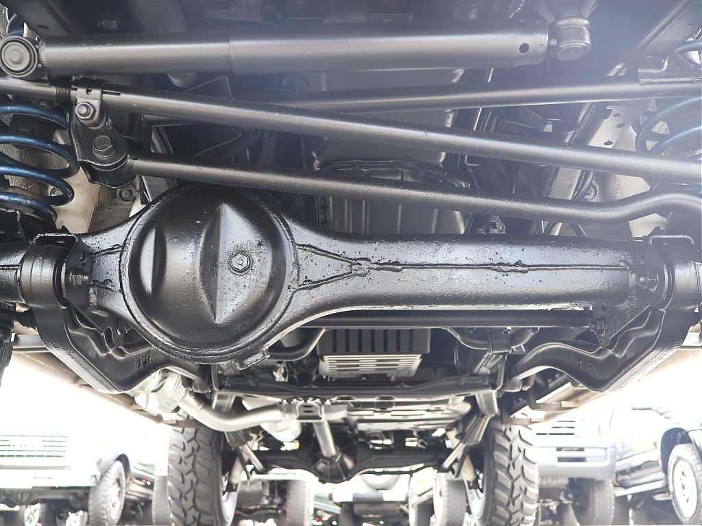 下廻り。防錆塗装済みです。