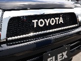 TOYOTA文字グリルも新品になります。
