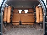 お出かけに最適な荷室です。