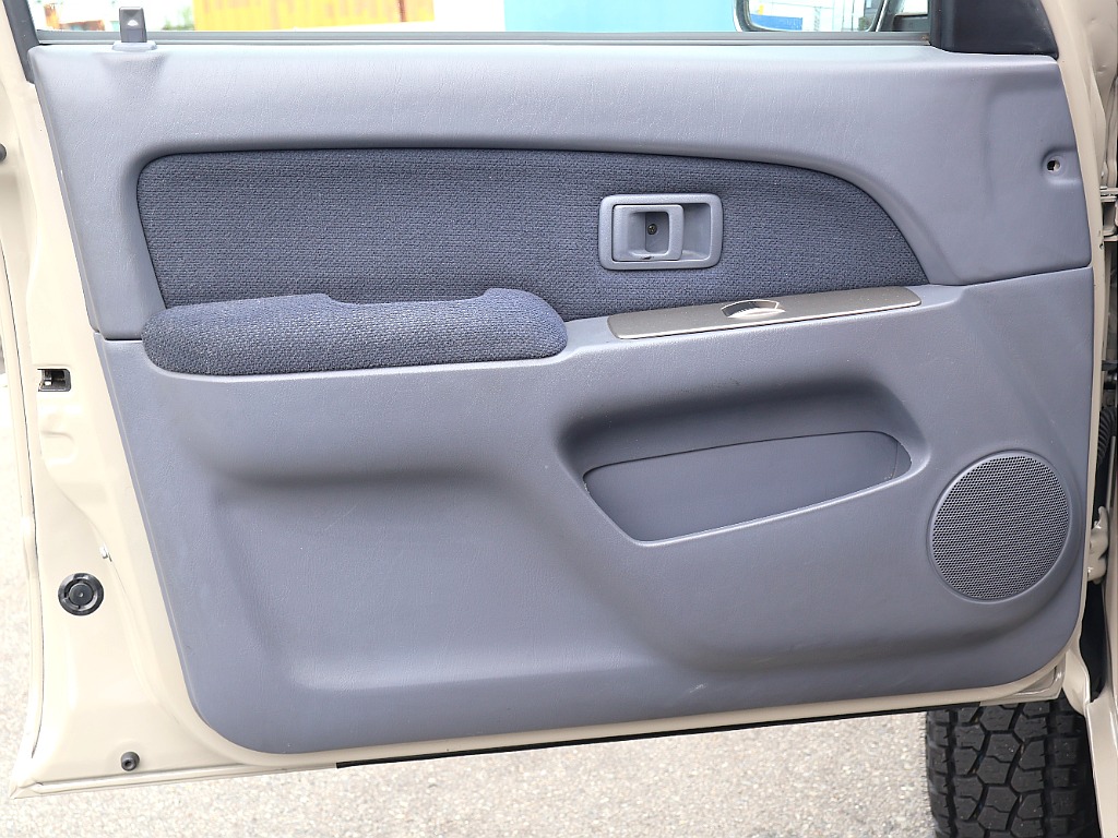 2000 Toyota Hilux Surf 