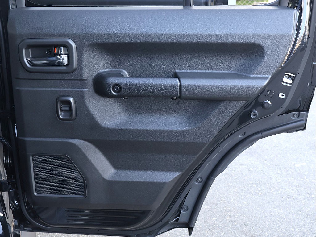 スズキ&nbsp;ジムニーノマド&nbsp;1.5FC 4WD&nbsp;&nbsp;大阪府の詳細画像&nbsp;その15