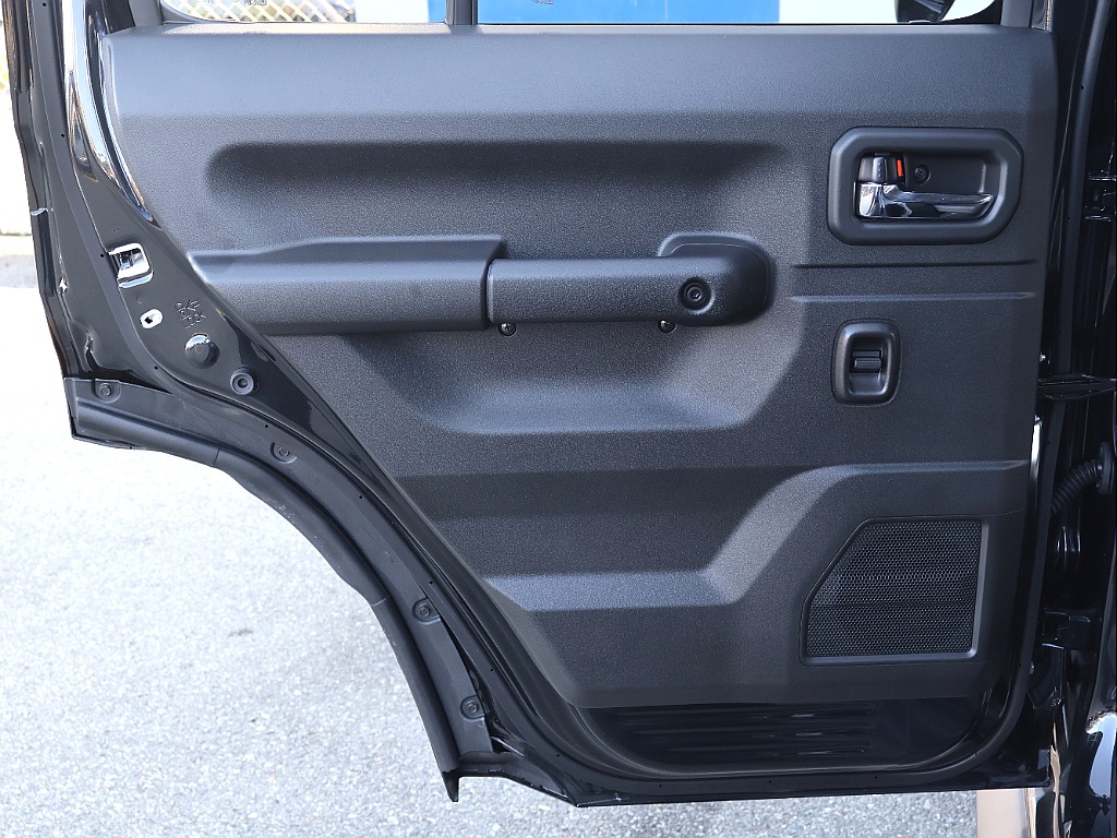 スズキ&nbsp;ジムニーノマド&nbsp;1.5FC 4WD&nbsp;&nbsp;大阪府の詳細画像&nbsp;その17