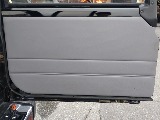 バックドア内張。