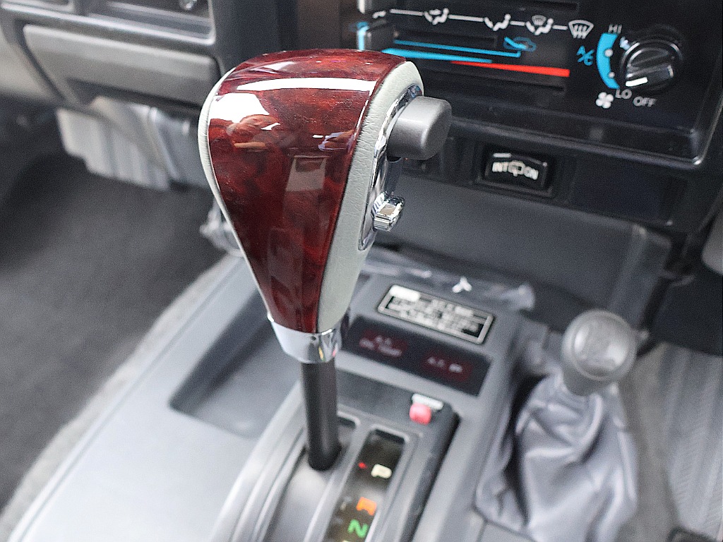 総額477.8万円】トヨタ ランドクルーザー70 4.2 ZX ディーゼル 4WD(H10
