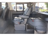 トヨタ ハイエース ワゴン2.7GLロング ミドルルーフ 厳選入庫 内装架装済み 埼玉県の詳細画像 その2