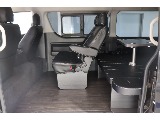 トヨタ ハイエース ワゴン2.7GLロング ミドルルーフ 4WD 内装架装済み 走行5,000ｋｍ 埼玉県の詳細画像 その2