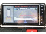 ３６０度車両周辺が確認可能なパノラミックビューモニターも装備！