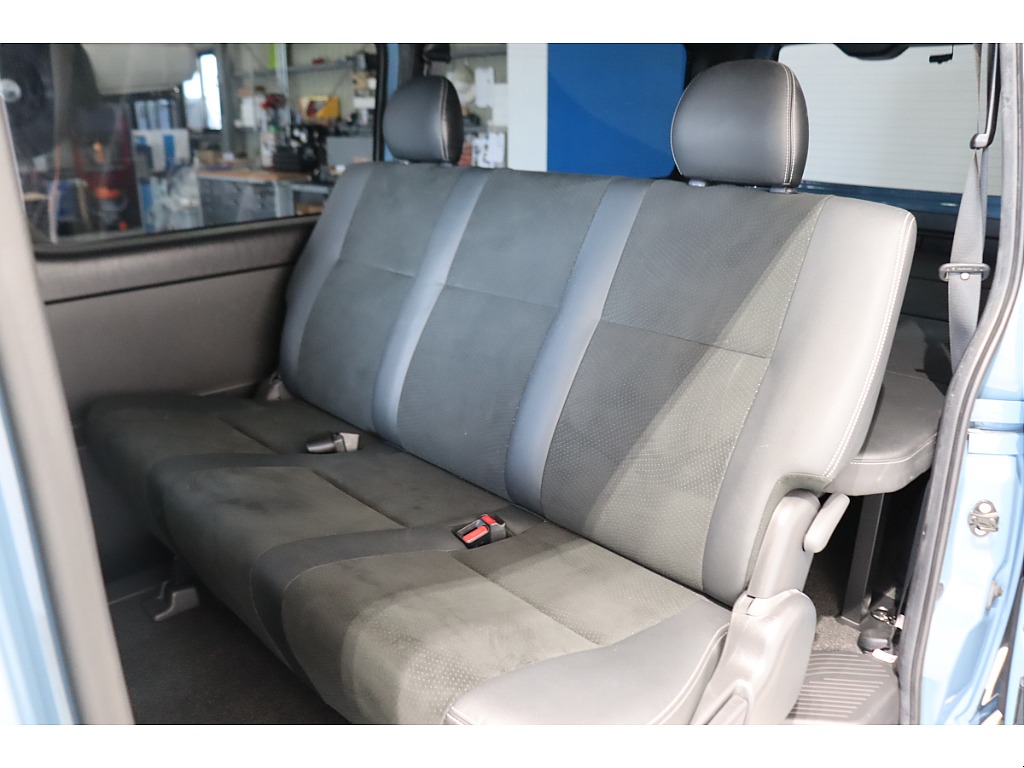 トヨタ ハイエースバン(27枚目)