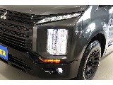 LEDヘッドライトなので夜間の走行も安心です！