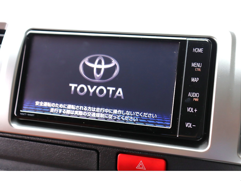 トヨタ純正７インチフルセグナビ搭載！