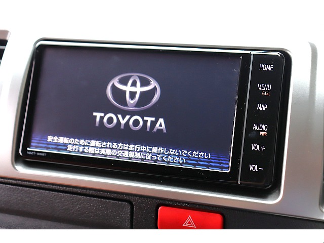 トヨタ純正７インチフルセグナビ搭載！