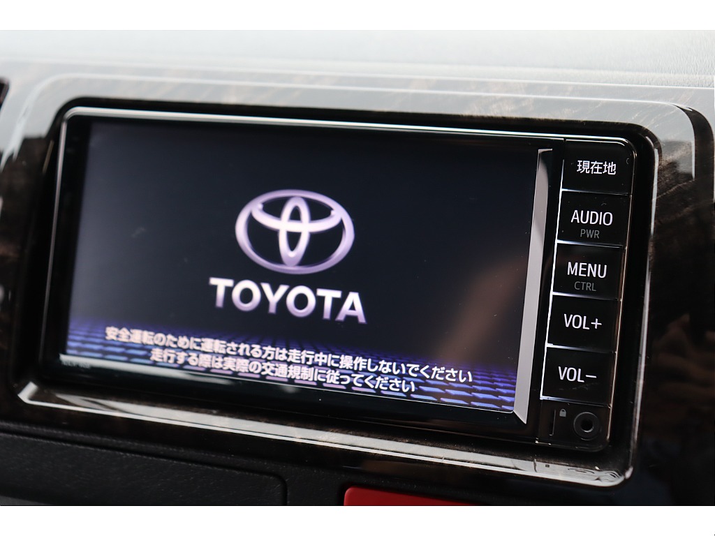 トヨタ純正ワンセグナビ搭載！TV走行視聴が可能です！