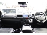 DX専用のシンプルな運転席回りです！