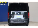 駐車時時のパーキングサポートブレーキを完備！