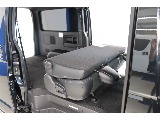 シーンに合わせたシートアレンジも可能です☆