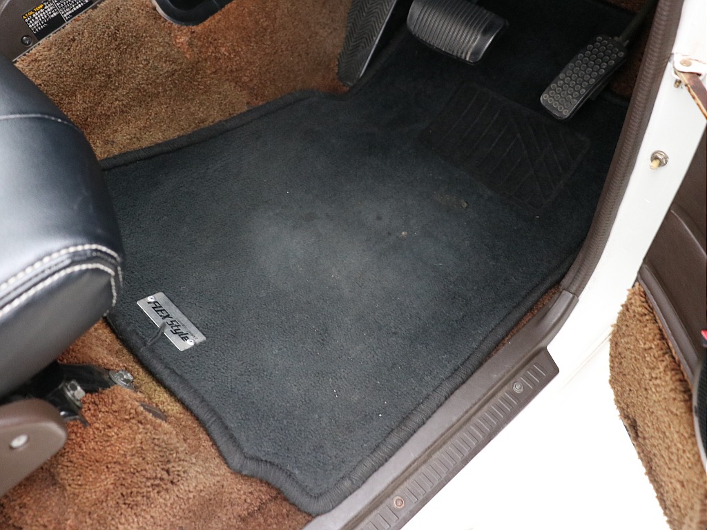 運転席フロアマット！