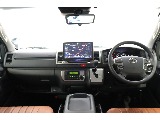コックピットにはアルパインBIG-X11インチシンプルモデルを装着済み♪